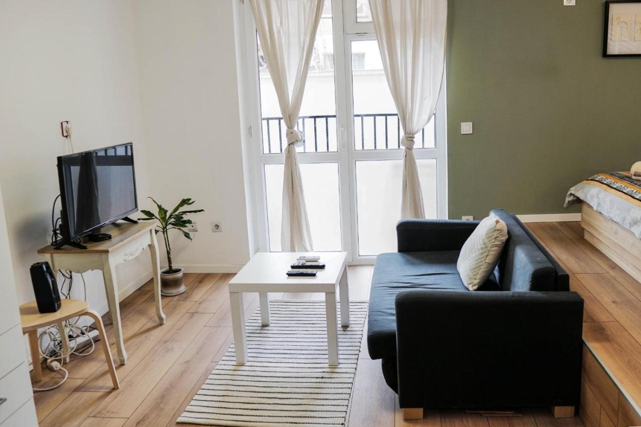 Stylish Apartment, Very Good Located! Sofia Buitenkant foto